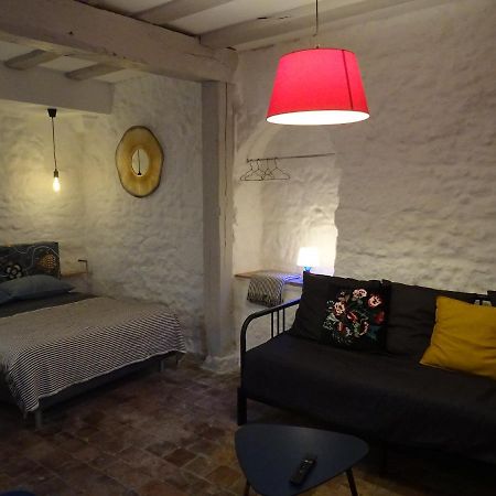 Appartement Spacieux Avec Une Vue Sur Tours Exteriör bild