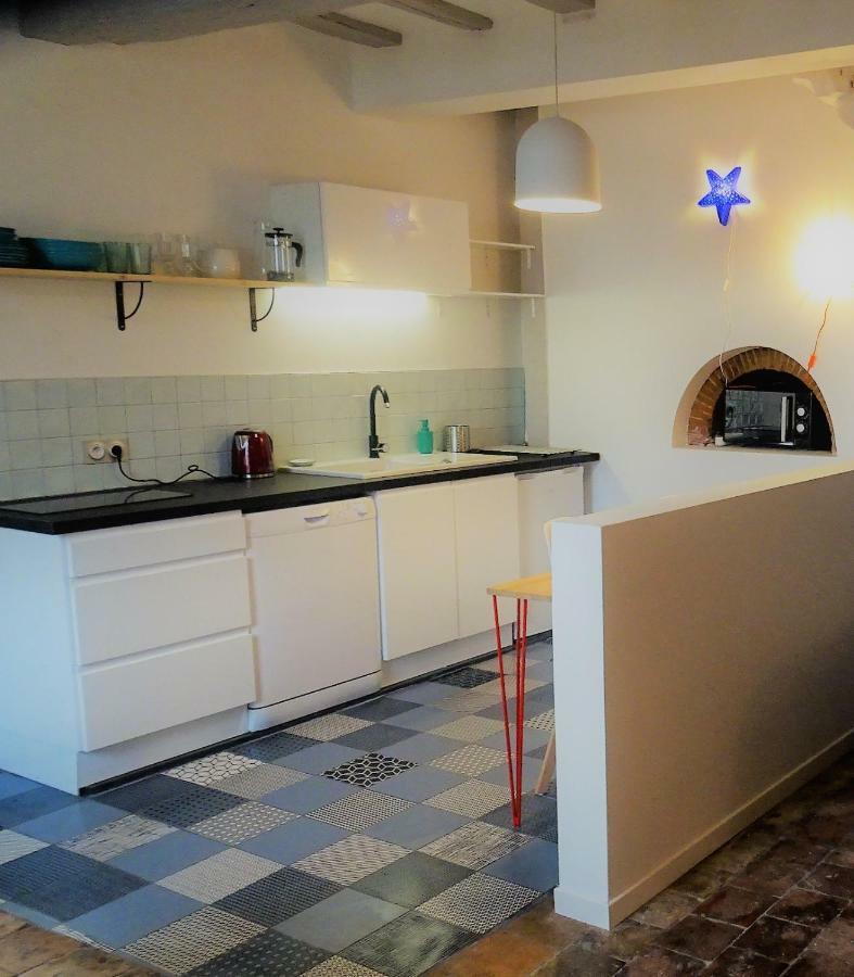 Appartement Spacieux Avec Une Vue Sur Tours Exteriör bild