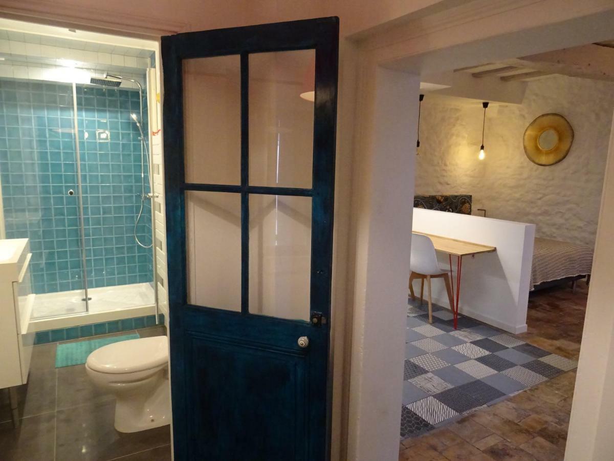 Appartement Spacieux Avec Une Vue Sur Tours Exteriör bild