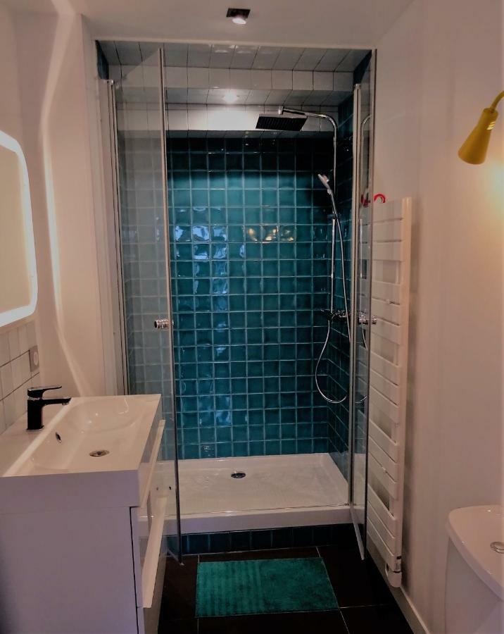 Appartement Spacieux Avec Une Vue Sur Tours Exteriör bild