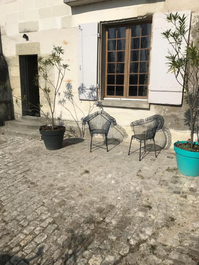Appartement Spacieux Avec Une Vue Sur Tours Exteriör bild